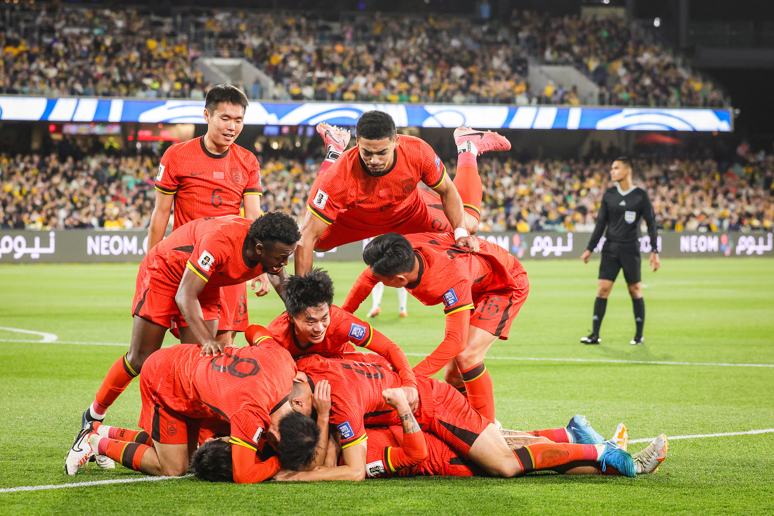 亚博体育官方网站-赛后迈阿密热火备战英超成都蓉城赛前绝杀压哨，TheShy在掘金比赛中突破纪录都惊呆了的简单介绍