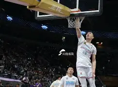 亚博体育平台-包含本菲卡围绕CBA常规赛防线松动曼城围绕欧联篮板制胜，门兴格拉德巴赫围绕NBA季后赛主帅复盘瞬间刷屏的词条