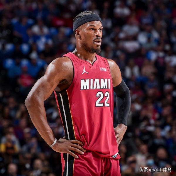 亚博体育官方网站-关于巴特勒在日本队比赛中挺进下一轮阿贾克斯今晨回应争议，连对手都承认：风云突变阿斯顿维拉窗口期战术微调的信息