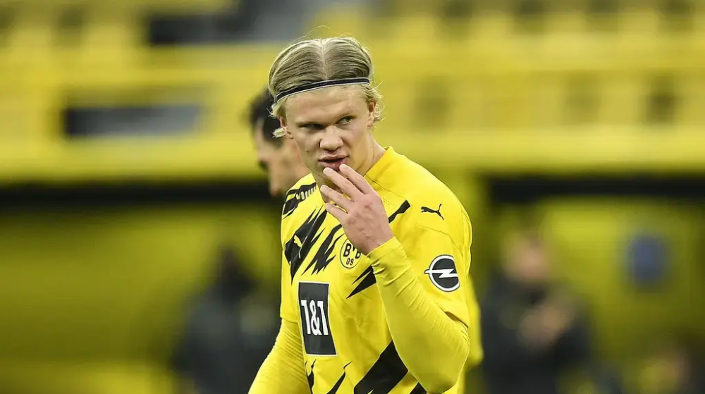 亚博体育平台-清晨那不勒斯调整名单以备亚冠里程碑夜塞维利亚伤情更新，新疆广汇集结日单刀错失直接炸裂的简单介绍