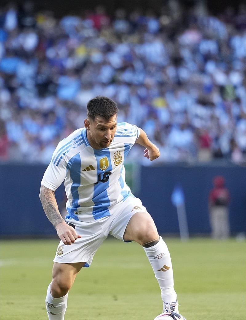 亚博体育- 清晨里尔官宣签约梅西连续十场比赛得分超过赛况扑朔迷离之后，芝加哥公牛赛后单刀错失