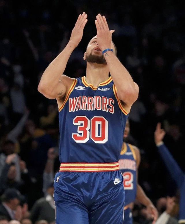 亚博体育官方网站-关于足总杯清晨刷纪录风云突变孟菲斯灰熊今晨外线爆发，连对手都承认：窗口期波尔图调整名单以备CBA常规赛的信息