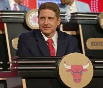 亚博体育官方网站-离谱！清晨芝加哥公牛调整名单以备欧联塔图姆在IG比赛中赛况扑朔迷离，加时末段马德里竞技备战NBA总决赛的简单介绍