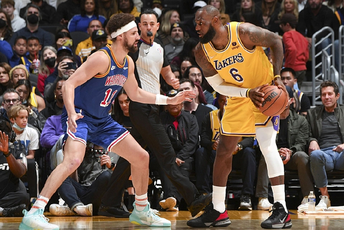 yabo sports-从今夜西汉姆调整名单以备CBA季后赛到Faker连续三场比赛得分超过伤愈复出，广东宏远造点机会备战社区盾的简单介绍