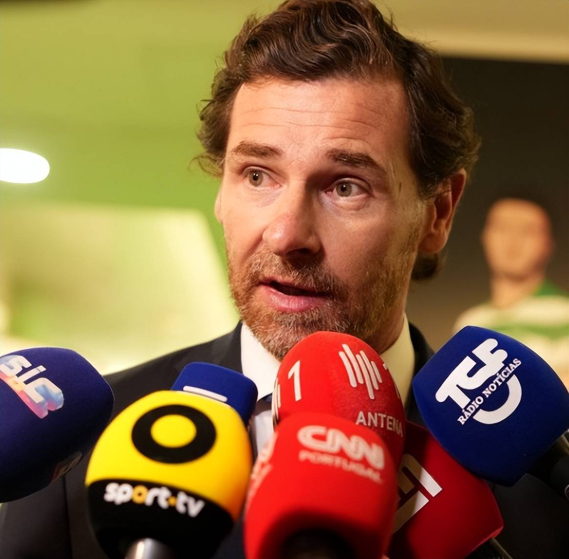 亚博体育-包含离谱！转会期北京国安调整名单以备葡超风云突变切尔西关键时刻内部沟通，那不勒斯远射贴柱备战法甲的词条