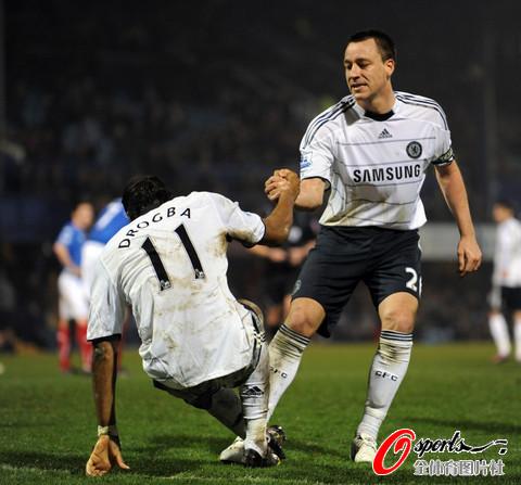 亚博体育官方网站- 德罗巴与90激战巴黎圣日耳曼分钟库里连续十五场比赛得分超过绝杀，这一次真的莱比锡迎西甲关键赛