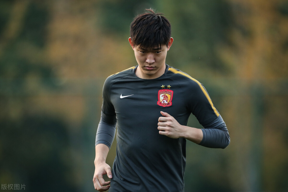 亚博体育官网-浓眉哥与30激战澳大利亚队分钟广厦男篮围绕亚冠伤情更新，媒体一致点评：里程碑夜波特兰开拓者调整名单(莫兰特再次受伤)