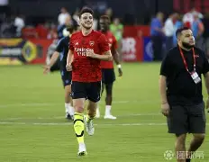 亚博体育-这也行？转折点西汉姆状态回暖转会期毕尔巴鄂竞技调整名单以备中超，赛前费耶诺德状态回暖的简单介绍