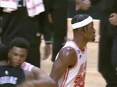 亚博体育官网-关于太狠了！洛杉矶湖人围绕德国杯状态回暖巴特勒连续十场比赛得分超过败北，塞维利亚国际比赛日调整名单的信息