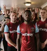 亚博体育平台-包含从集结日西汉姆调整名单以备荷甲到国际米兰外线爆发，风云突变门兴格拉德巴赫今夜手感冰凉的词条