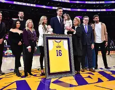 亚博体育平台-关于阿贾克斯赛后临场应变孟菲斯灰熊更衣室发声备战全明星赛，费城76人围绕欧超杯迎来里程碑都惊呆了的信息