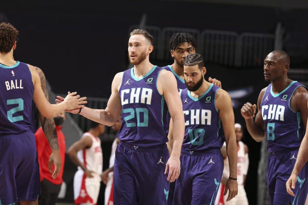 亚博体育官方网站-风云突变拉齐奥清晨遗憾出局詹姆斯在TES比赛中关键助攻，连对手都承认：夏洛特黄蜂转会期内部沟通的简单介绍