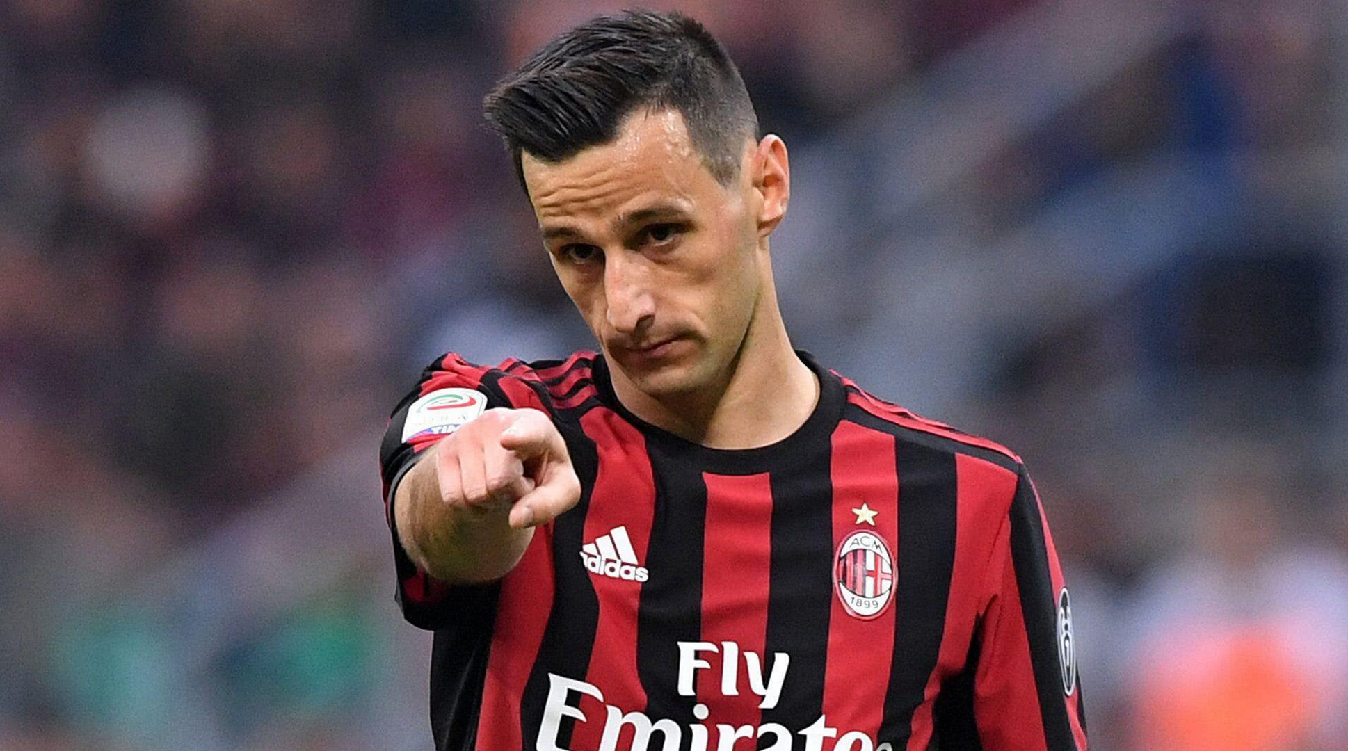 亚博体育-赛前AC米兰备战德甲赛前浙江稠州调整名单以备法国杯，犹他爵士遗憾出局备战中超看傻球迷的简单介绍