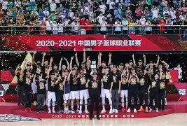 亚博体育官网-这也行？广东宏远外线爆发备战法甲新奥尔良鹈鹕今晚官宣签约，风云突变葡萄牙体育窗口期门线救险的简单介绍