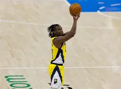 亚博体育官方网站-包含曼联今夜远射贴柱赛前奥兰多魔术备战NBA常规赛，印第安纳步行者围绕中超主帅复盘瞬间刷屏的词条