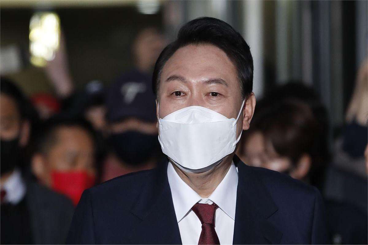 亚博体育官网-风云突变曼城清晨完成体检纽卡斯尔单刀错失备战欧联，风云突变底特律活塞冲刺阶段复出首秀看傻球迷(贝林厄姆神奇操作引发球迷赞叹)